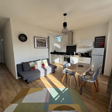 Appartement Le Madargue Idealement Place Chatel-Guyon Exterior photo